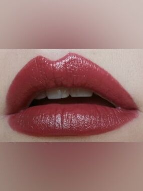 New Clinique Berry Pop 15 Matte Lipstick Lip Color & Primer Lipstick